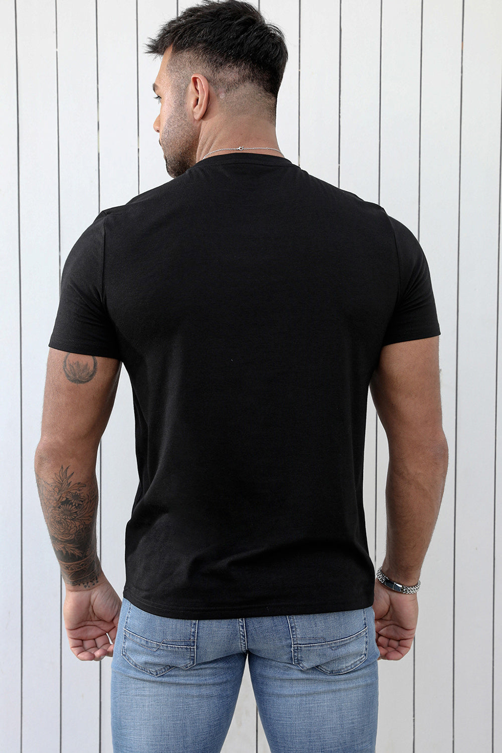 CHALLENGER Graphic Print V Neck Slim Fit Men's T Shirt