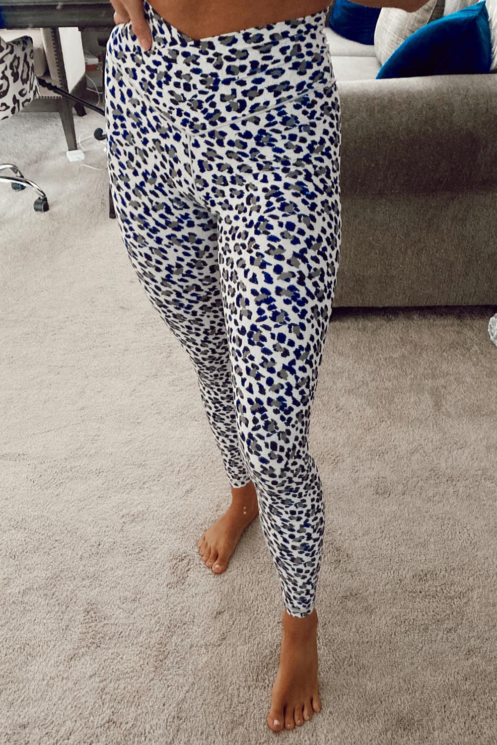 Shiny Leopard Textured Leggings – ALELLY