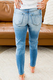 Wash Distressed Mid Waist Jeans