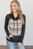 Geometric Print Pocket Cowl Neck Sweatshirt