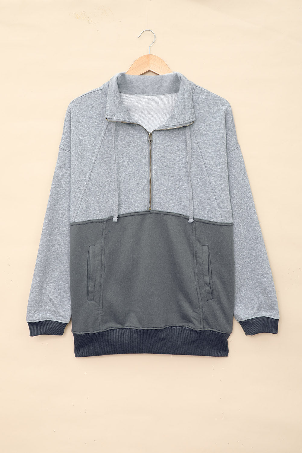 Zipped Colorblock Sweatshirt with Pockets